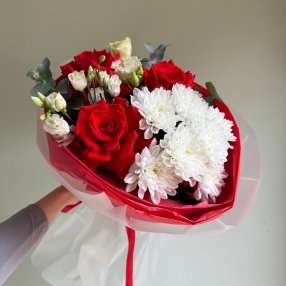 Букет "Мания совершенства" с доставкой по Кирову - Интернет-магазин Дари цветы
